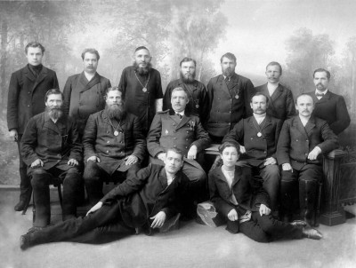 Волостные старшины 1909г.jpg